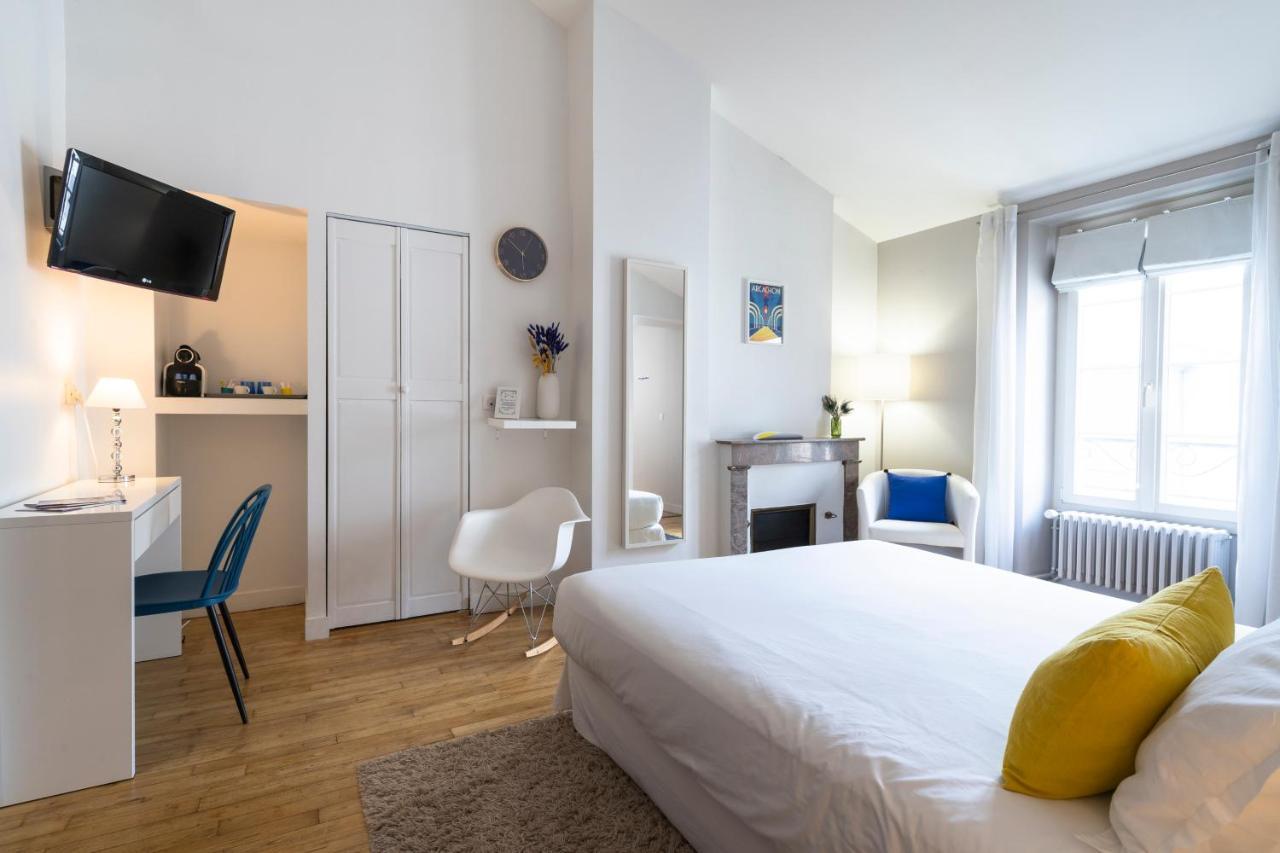La Maison De Marc ปัวติเยร์ ภายนอก รูปภาพ